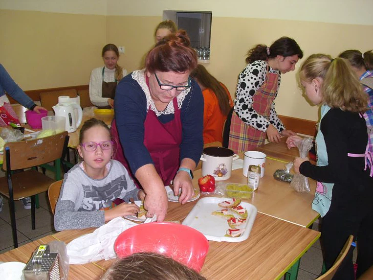 Realizacja projektu PZU "PomocToMoc"